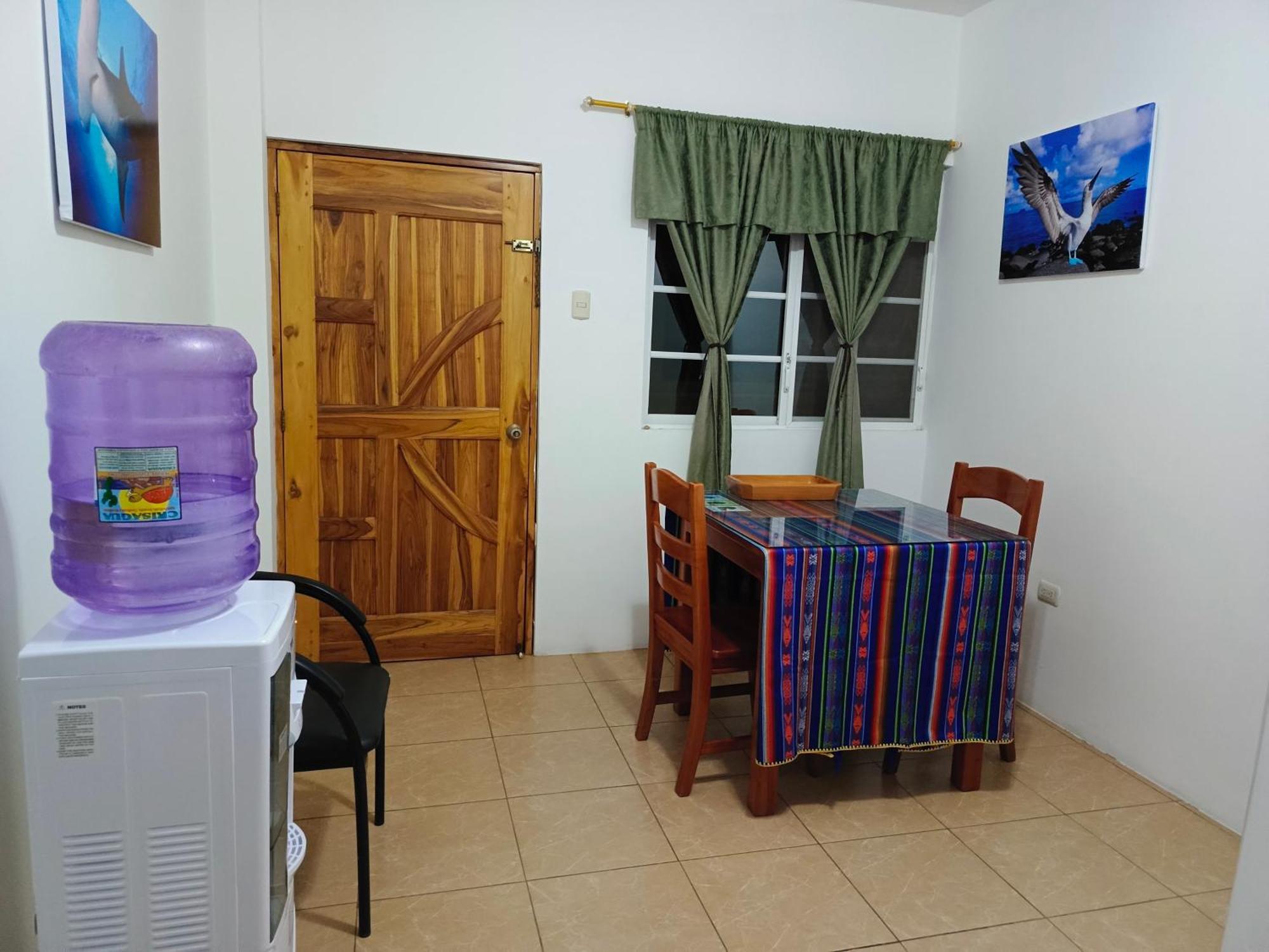 Teresita'S House Suites Con Cocina Privada Puerto Baquerizo Moreno Buitenkant foto